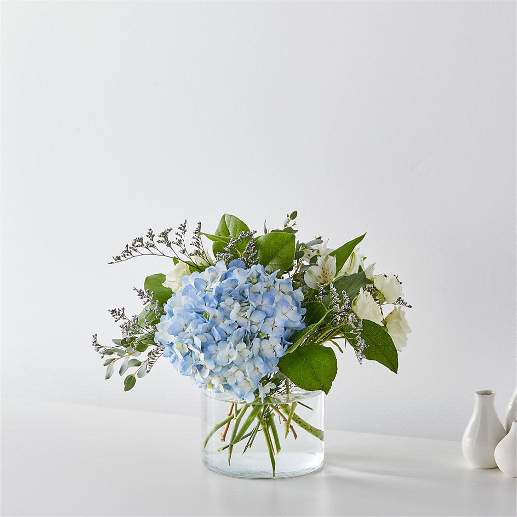 Coastal Blossom Bouquet – AZAR FLRST INC/NEWPORT BEACH FLRST & GDN, Irvine CA