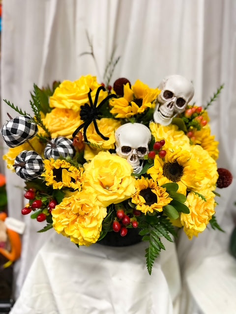 Golden Spell Bouquet – AZAR FLRST INC/NEWPORT BEACH FLRST & GDN, Irvine CA
