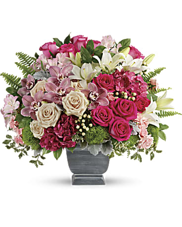 Grand Beauty Bouquet – AZAR FLRST INC/NEWPORT BEACH FLRST & GDN, Irvine CA