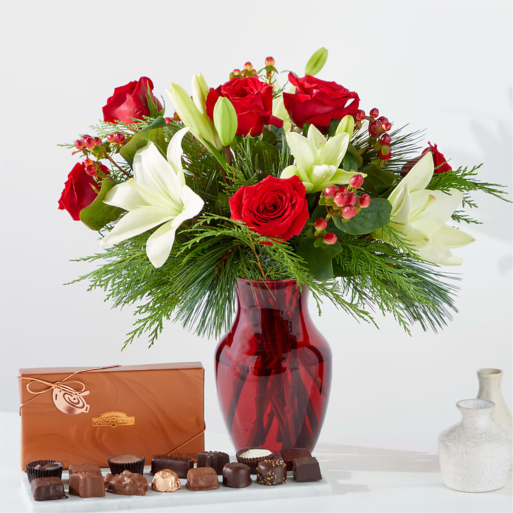 Evergreen Delight Bouquet and Chocolate Gift Set – AZAR FLRST INC/NEWPORT BEACH FLRST & GDN, Irvine CA