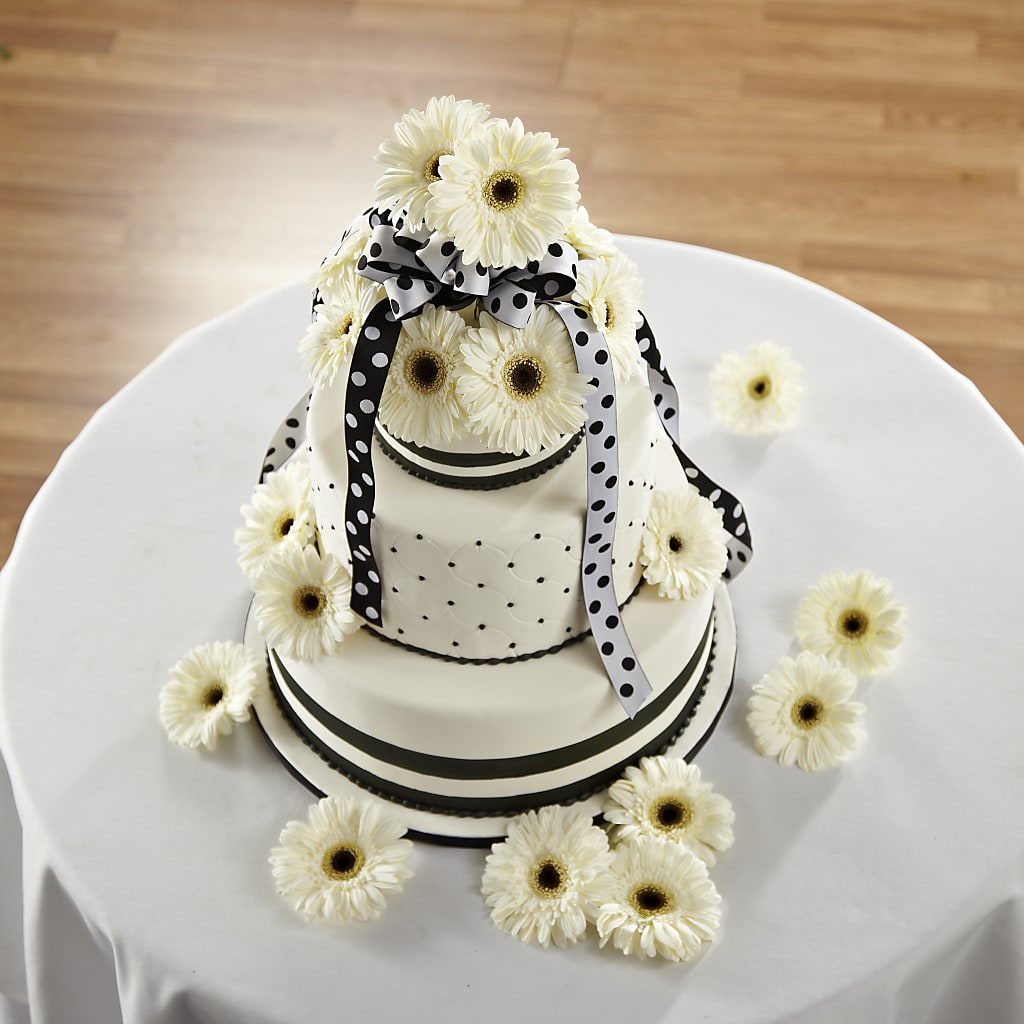 Simple Sophistication Cake Décor – AZAR FLRST INC/NEWPORT BEACH FLRST & GDN, Irvine CA