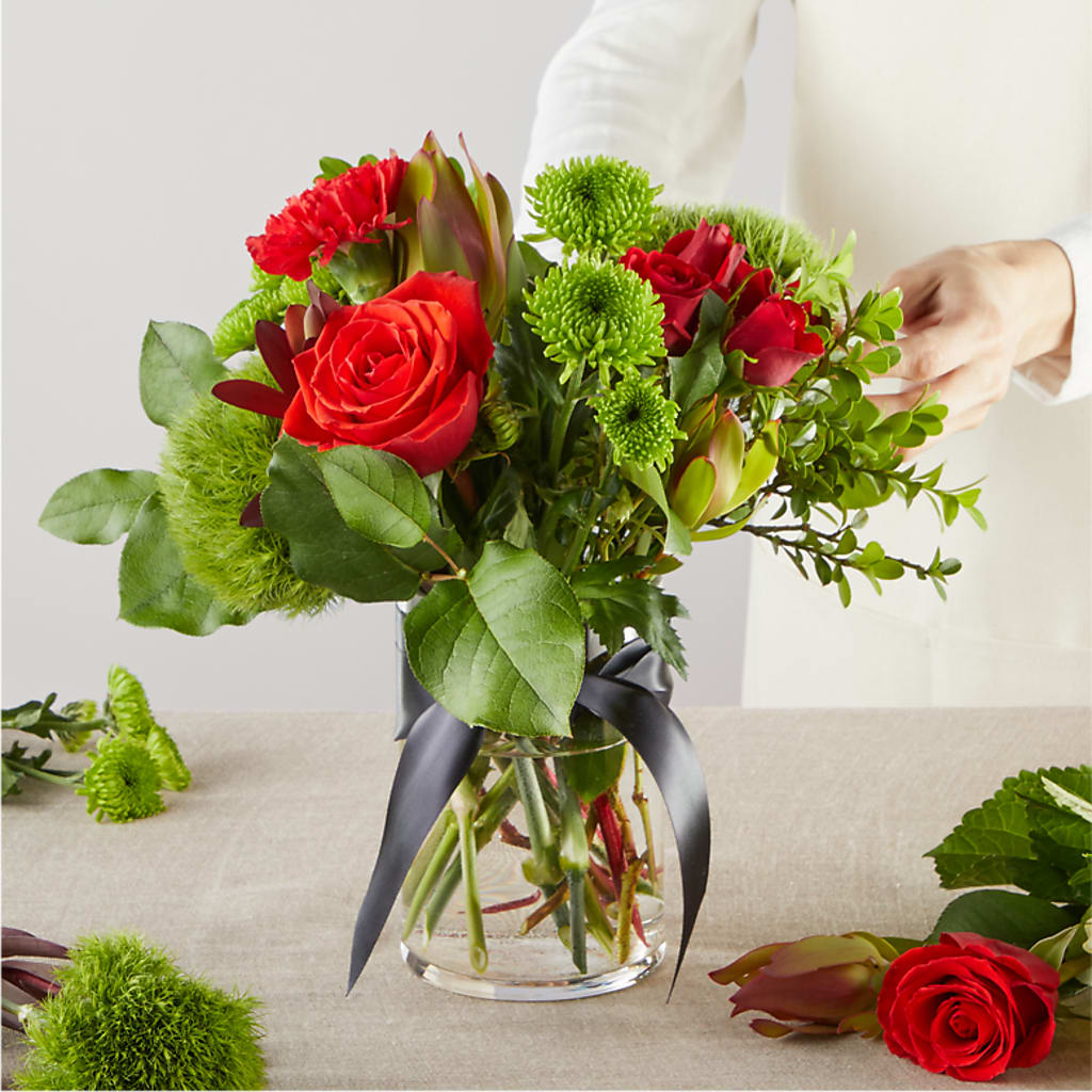 Heritage Kindle – A Florist Original – AZAR FLRST INC/NEWPORT BEACH FLRST & GDN, Irvine CA