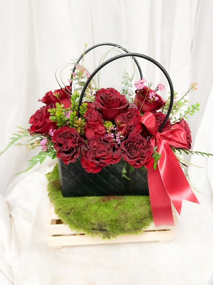 Red Rose Purse – AZAR FLRST INC/NEWPORT BEACH FLRST & GDN, Irvine CA