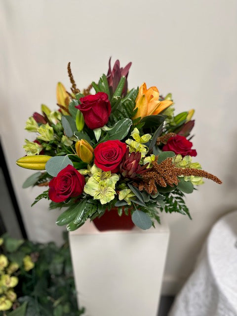 The Boss’s Day Executive Bouquet – AZAR FLRST INC/NEWPORT BEACH FLRST & GDN, Irvine CA