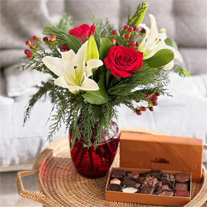 Evergreen Delight Bouquet and Chocolate Gift Set – AZAR FLRST INC/NEWPORT BEACH FLRST & GDN, Irvine CA