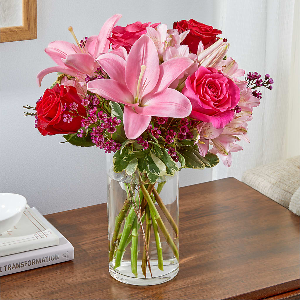 Lucky in Love Bouquet – AZAR FLRST INC/NEWPORT BEACH FLRST & GDN, Irvine CA