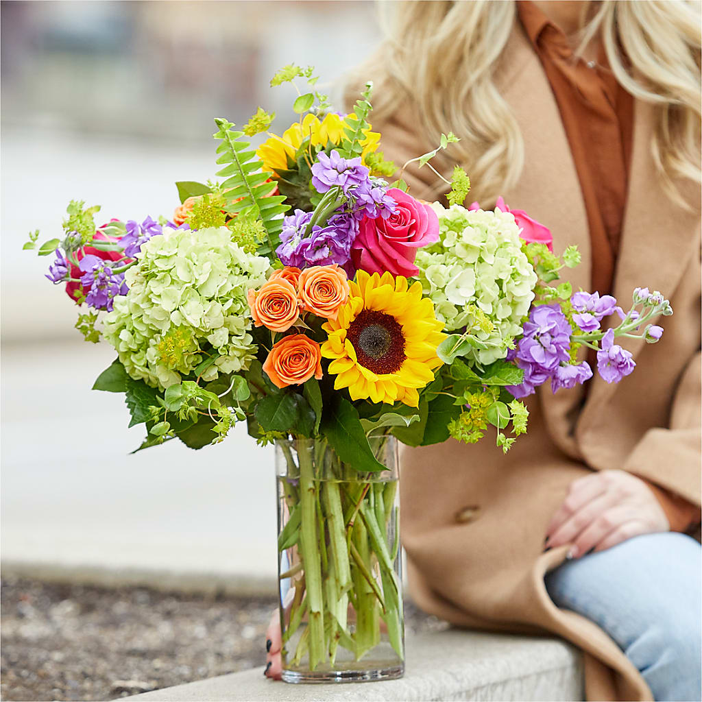 Vibrant Greetings Bouquet – AZAR FLRST INC/NEWPORT BEACH FLRST & GDN, Irvine CA