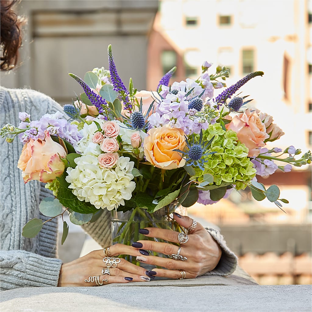 Porch Swing Bouquet – AZAR FLRST INC/NEWPORT BEACH FLRST & GDN, Irvine CA