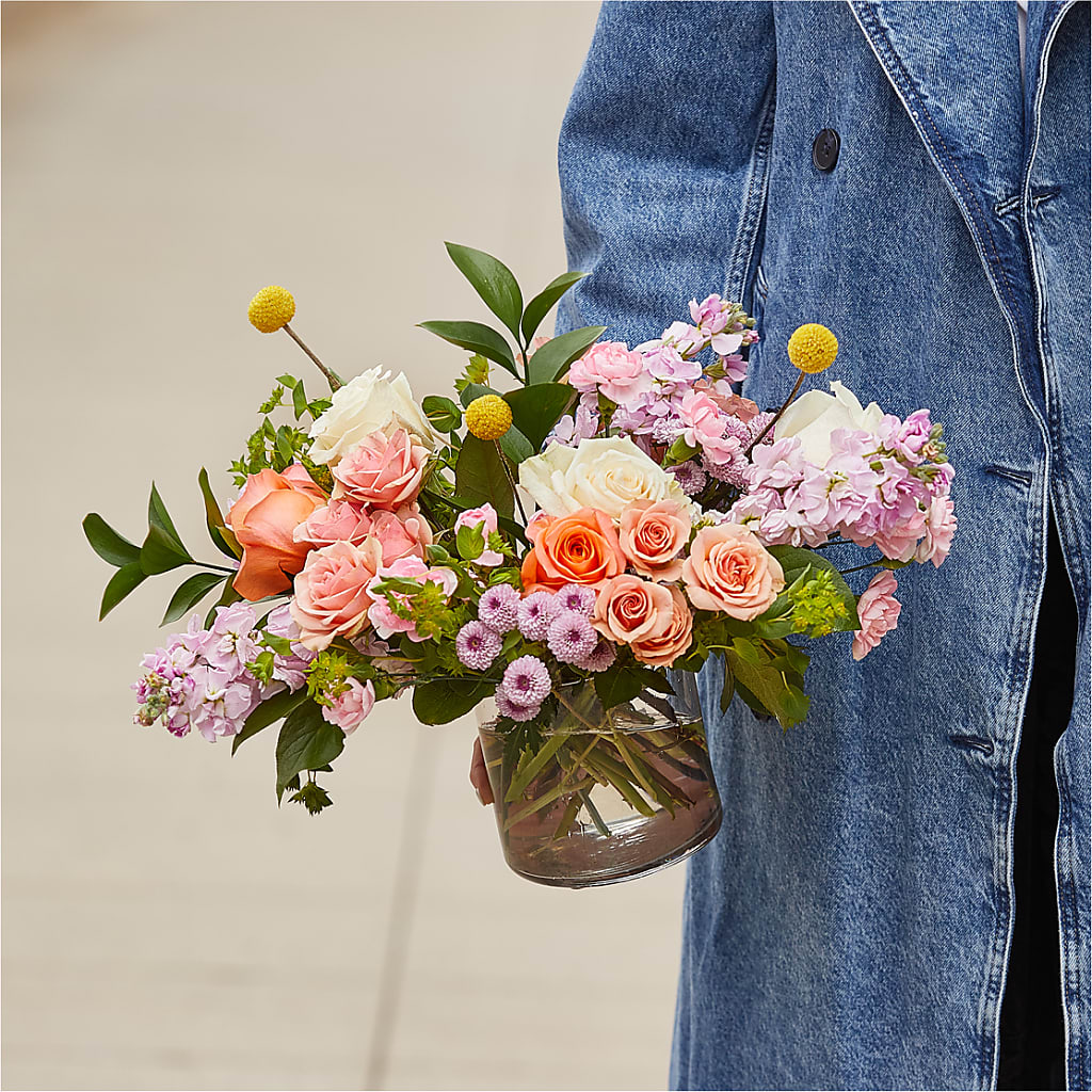French Market Bouquet – AZAR FLRST INC/NEWPORT BEACH FLRST & GDN, Irvine CA