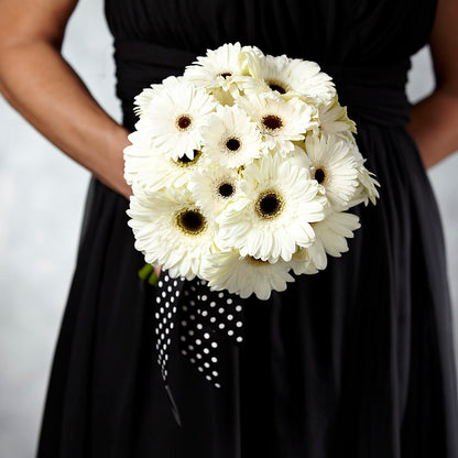 Daisy Delight Bouquet – AZAR FLRST INC/NEWPORT BEACH FLRST & GDN, Irvine CA