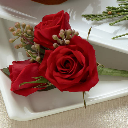 Red Spray Rose Boutonniere – AZAR FLRST INC/NEWPORT BEACH FLRST & GDN, Irvine CA