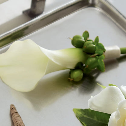 White Calla Boutonniere – AZAR FLRST INC/NEWPORT BEACH FLRST & GDN, Irvine CA