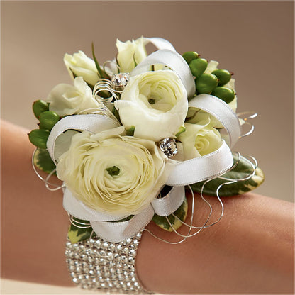 White Wedding Corsage – AZAR FLRST INC/NEWPORT BEACH FLRST & GDN, Irvine CA