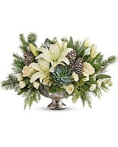 Winter Wilds Centerpiece